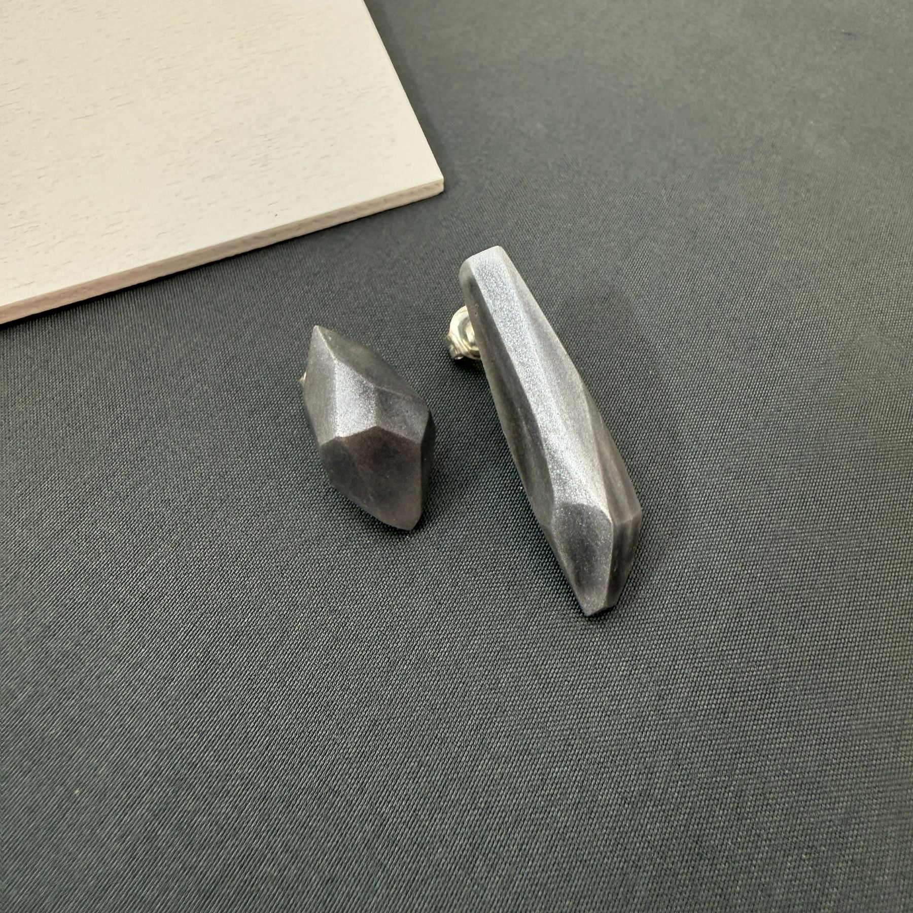 Pendientes Dúo Grafito "Serie Plata"
