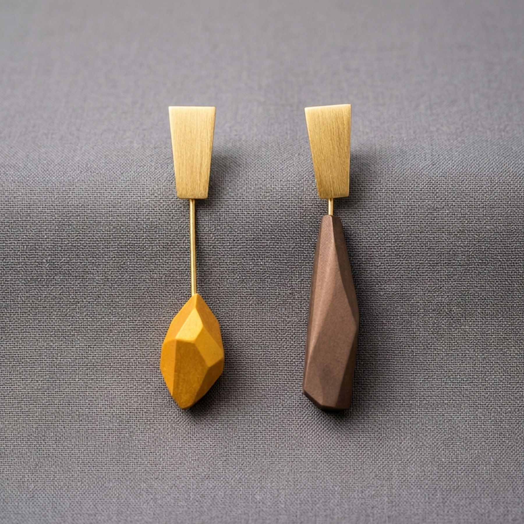 Pendientes Dúo Amarillo + Chocolate dorados Largos