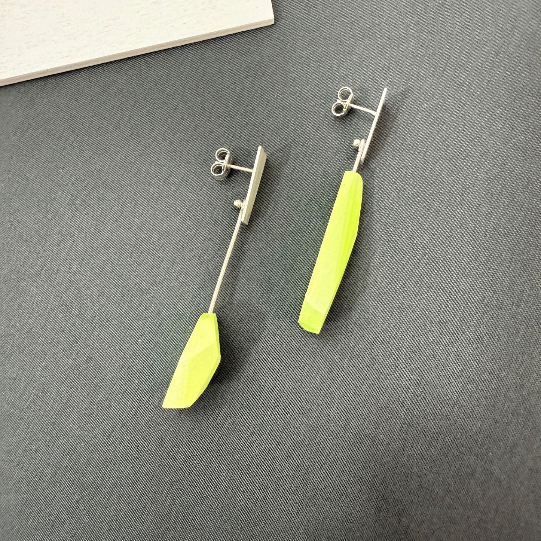 Pendientes Dúo largos Verde Lima “Serie plata”