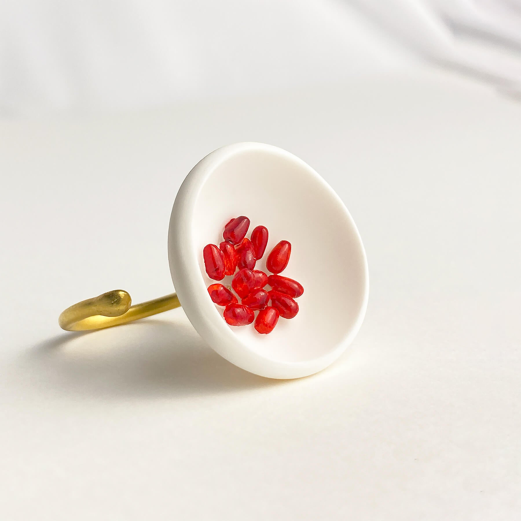 Anillo Granada dorado