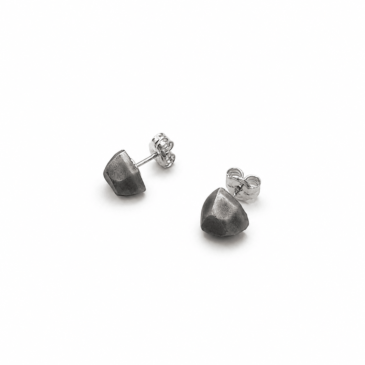 Pendientes Mini Grafito "Serie Plata"