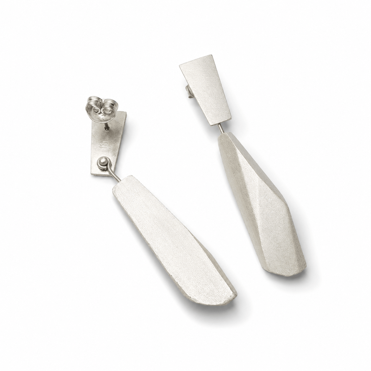 Pendientes Pepita Vértice largos Blanco perlado “Serie plata”