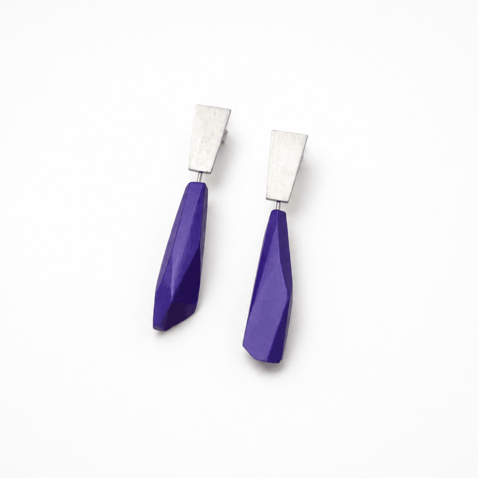 Pendientes Pepita Vértice largos Morado “Serie plata”