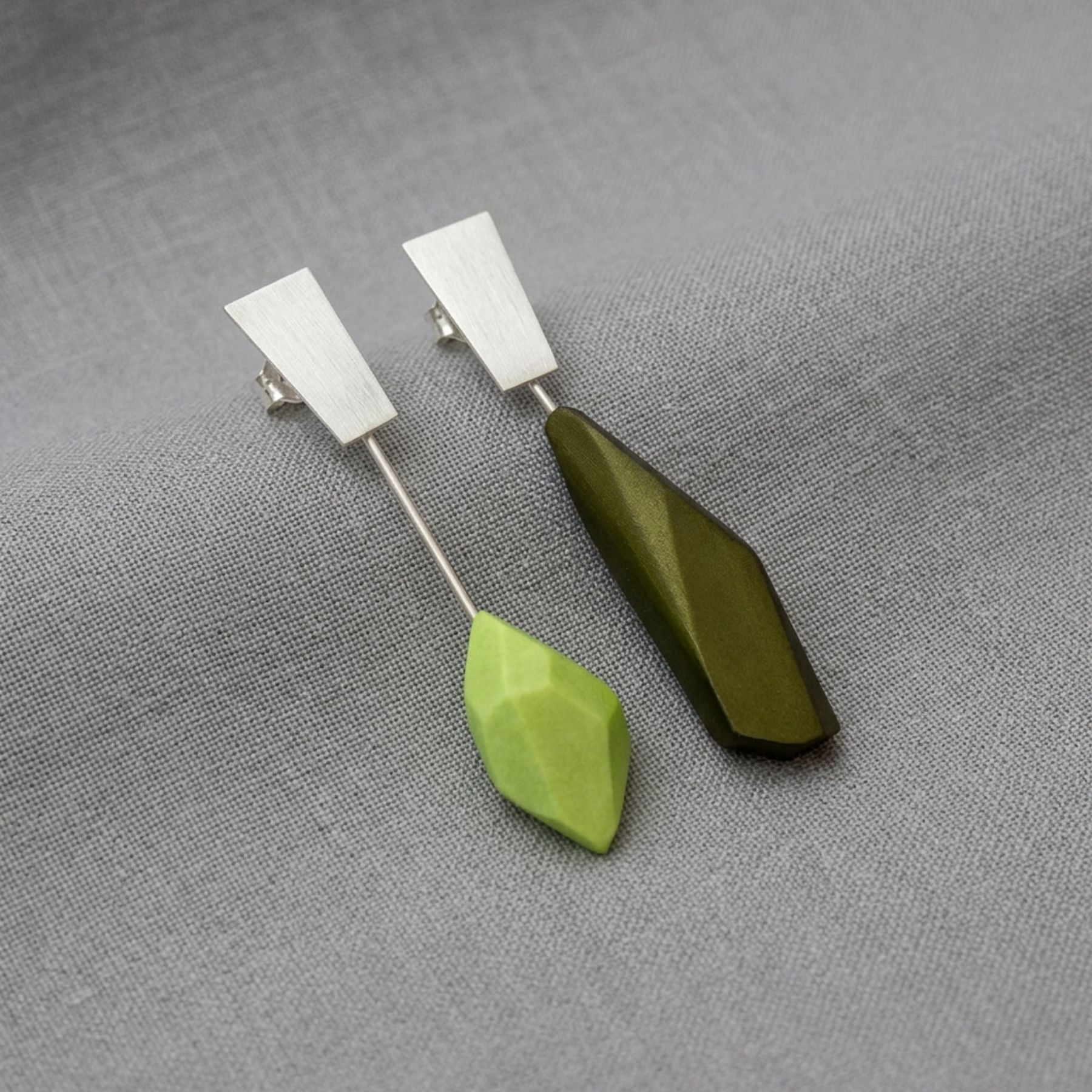 Pendientes Dúo largos Verde Lima + Verde Oliva “Serie plata” (Copia)