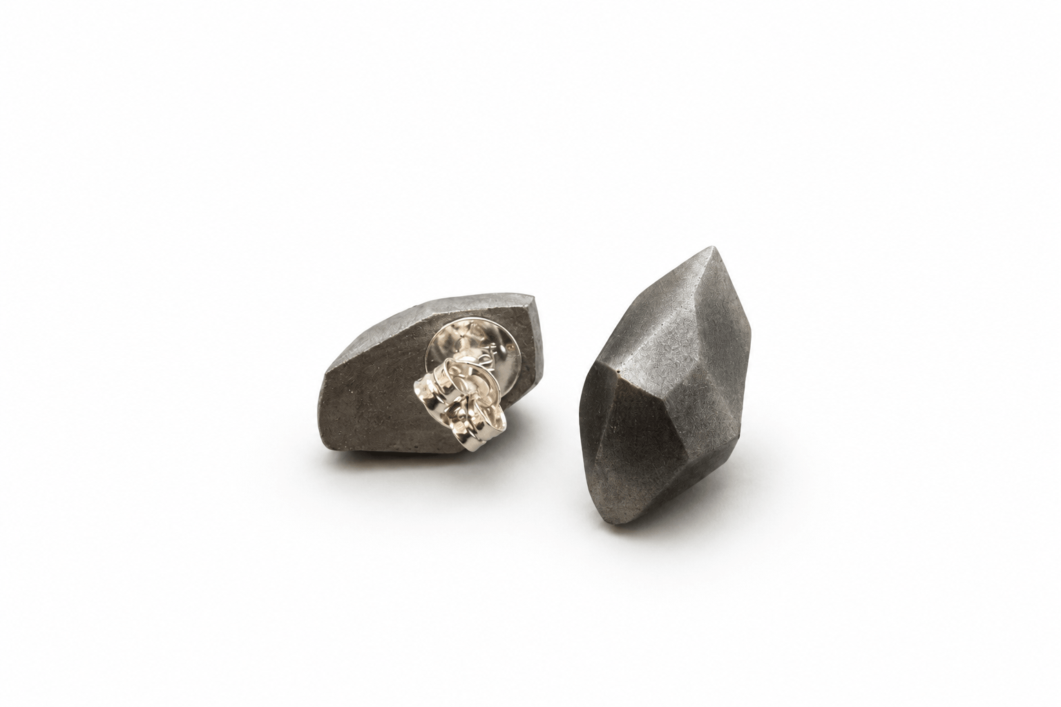 Pendientes Pepita Esencia "Serie plata" Grafito