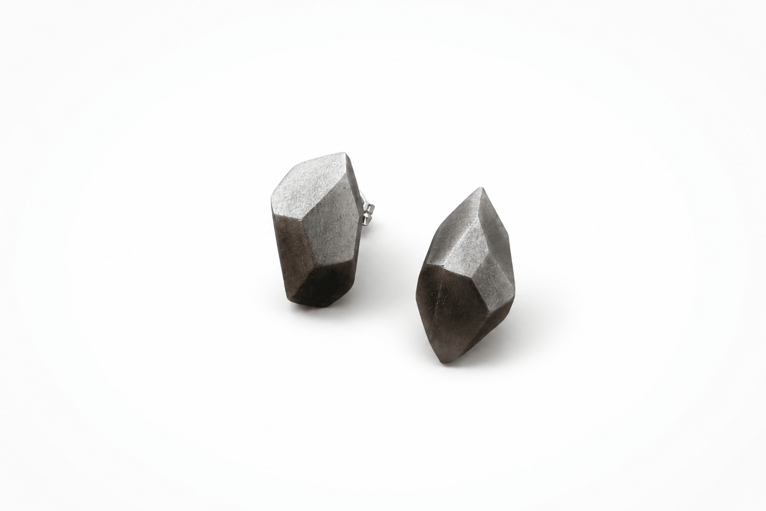 Pendientes Pepita Esencia "Serie plata" Grafito