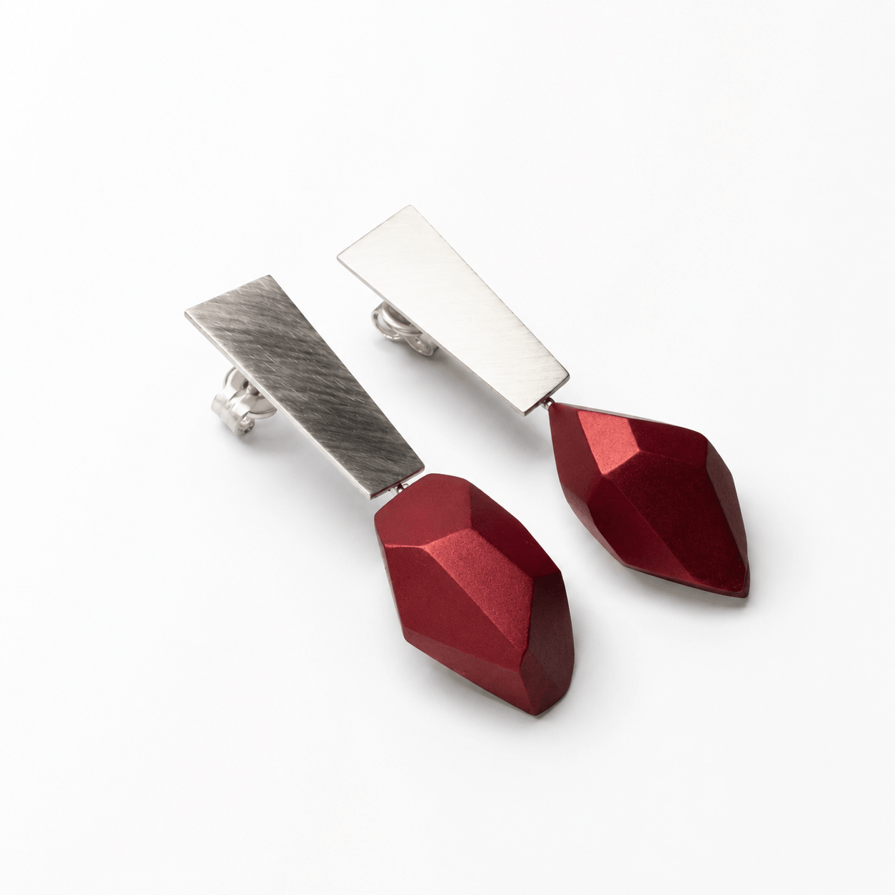 Pendientes Esencia largos Rojo oscuro "Serie Plata"