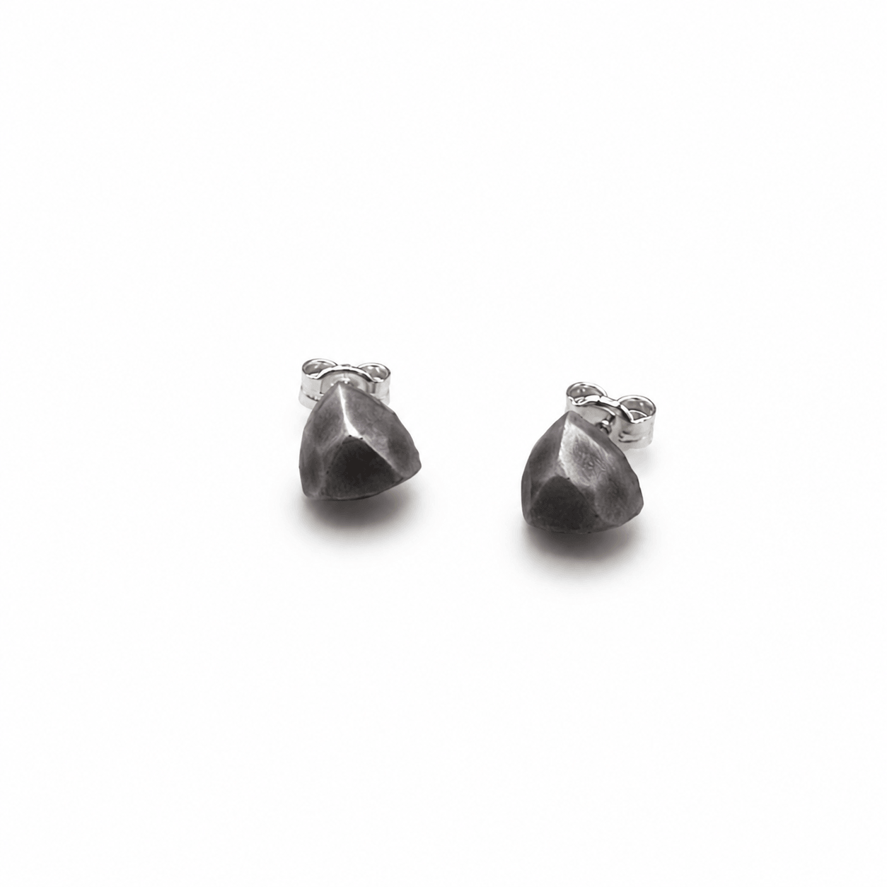 Pendientes Mini Grafito "Serie Plata"